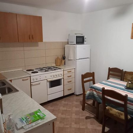 Old Town Apartment Murter Extérieur photo